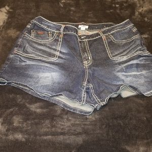 Size 22W Cato shorts